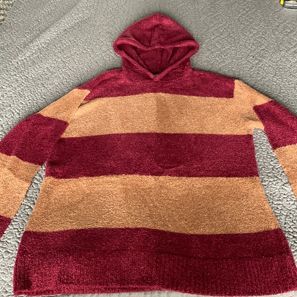 Lands End Women’s Hooded Sweater